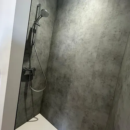 Chaum' Apartment